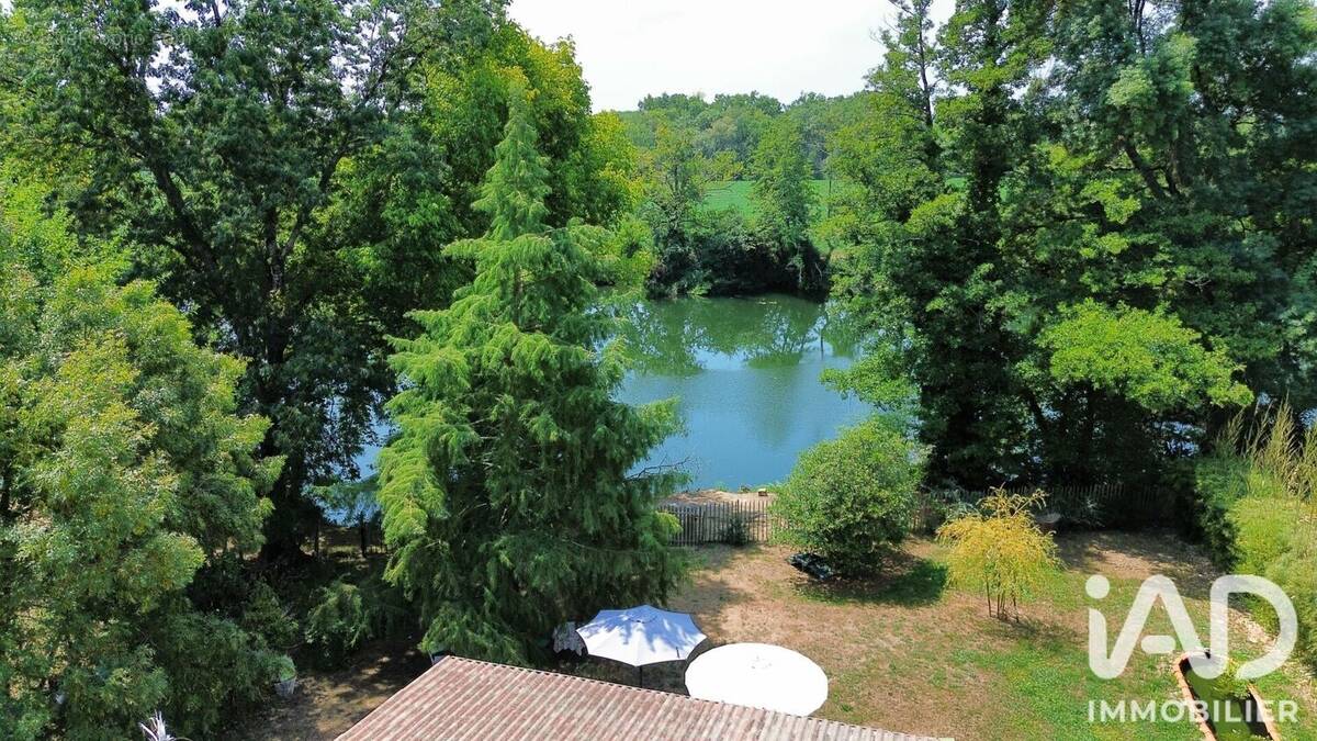 Photo 1 - Autre à COUTRAS