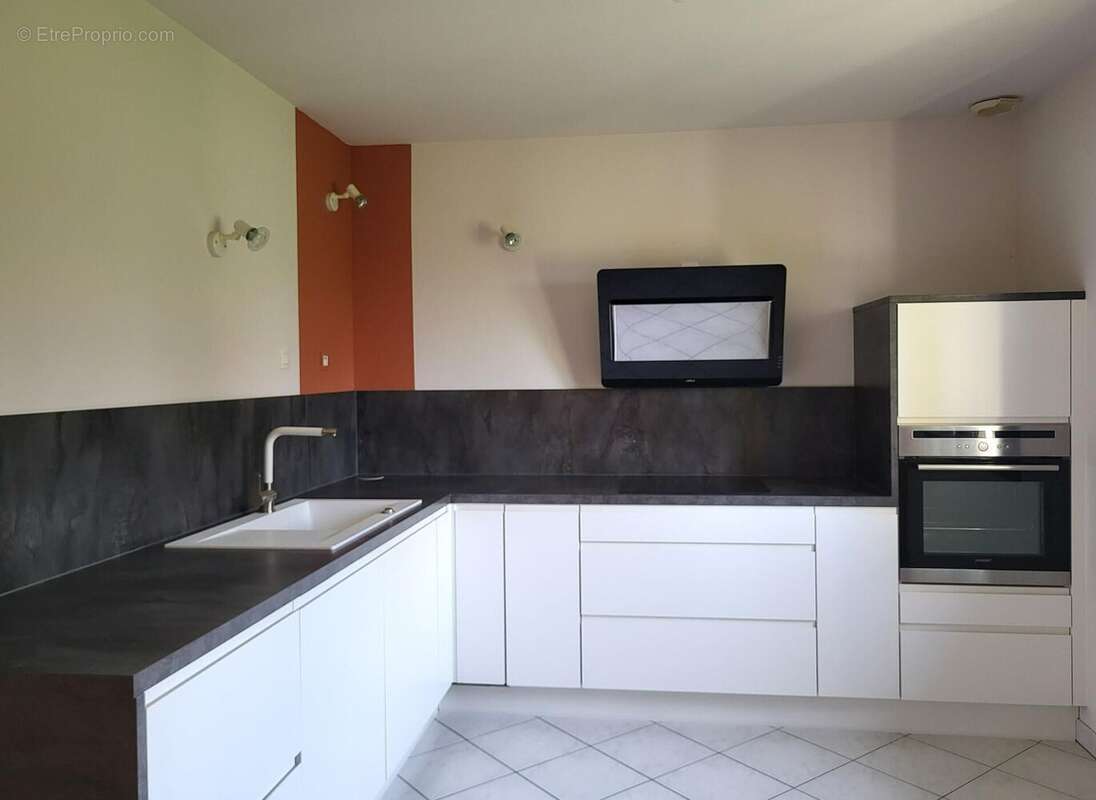 Photo 9 - Maison à SAINT-SAVIN