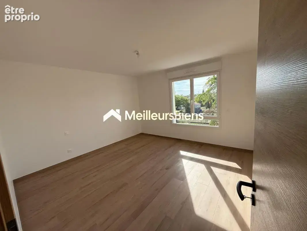 Maison neuve 5 pièces de 122 m² à Talange, terrain de 198 m² - photo 9