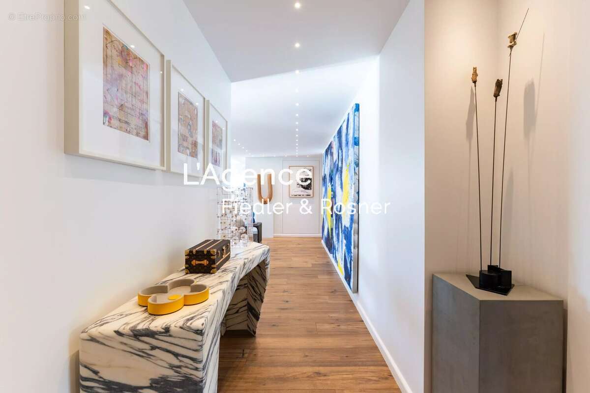 Appartement à SAINT-TROPEZ
