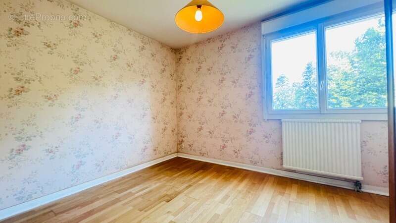 Finistère (29) – À vendre à Quimper, appartement T4 de 80 m² habitable, Terrasse - Balcon - Cave - photo 6