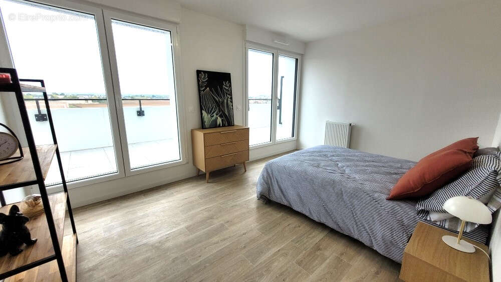 Appartement à FLEURY-SUR-ORNE