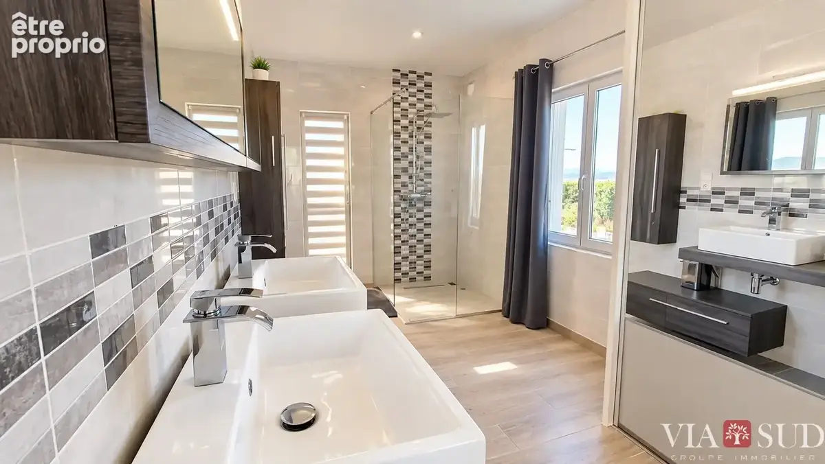 CAUX - Superbe maison avec piscine et joli jardin sans vis-à-vis - photo 6