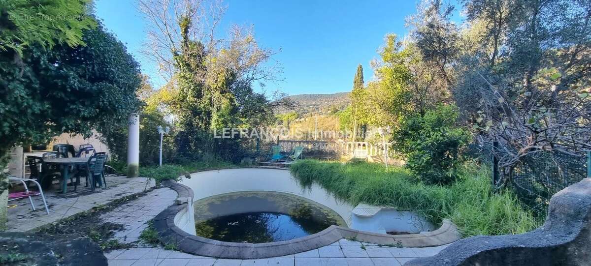 Maison à PEYMEINADE