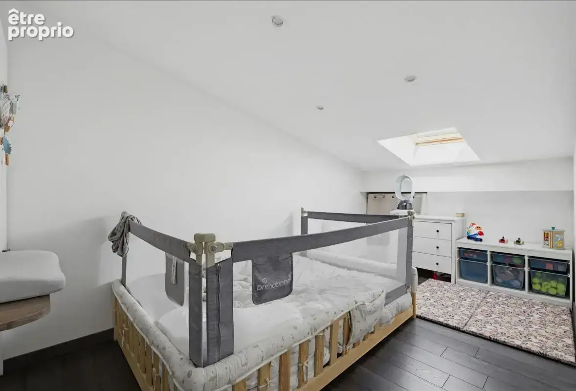 Maison de 5 pièces de 145 m² à Cavignac - photo 10