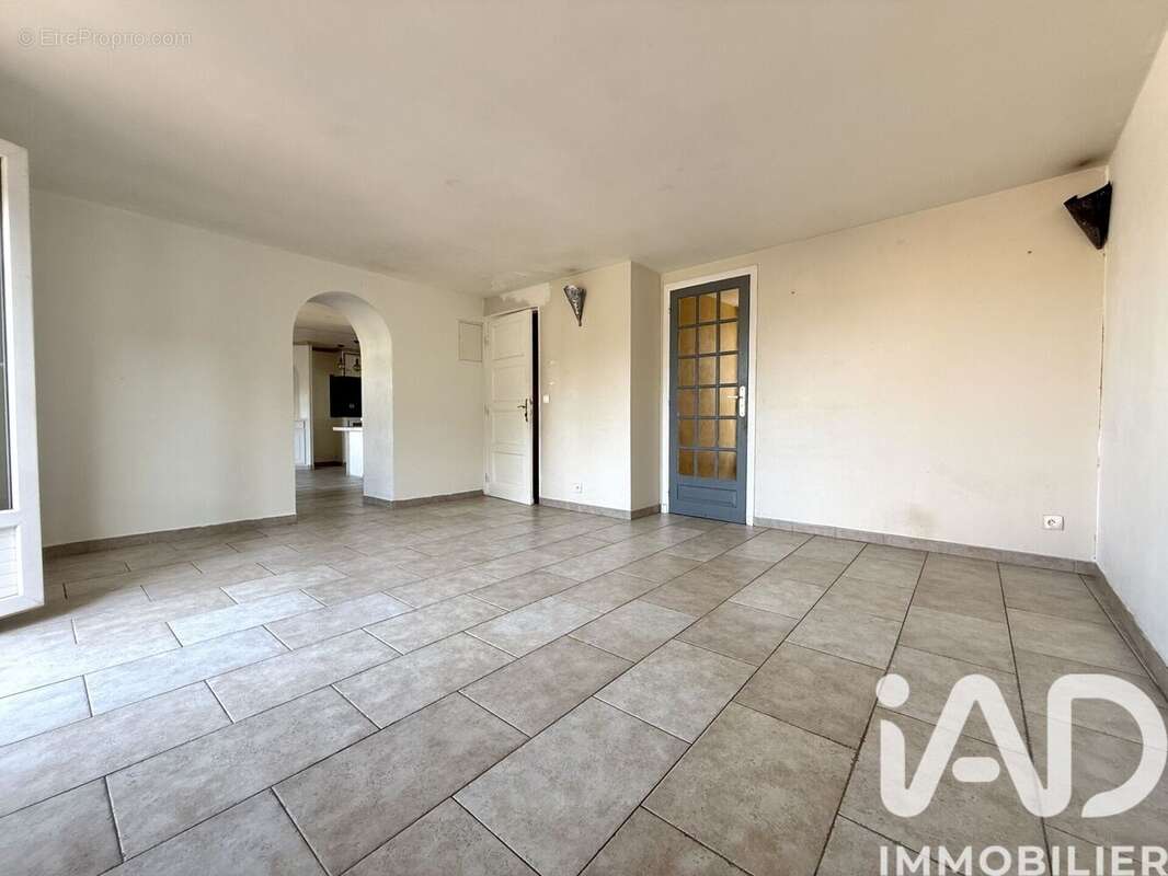 Photo 4 - Maison à LA MOTTE
