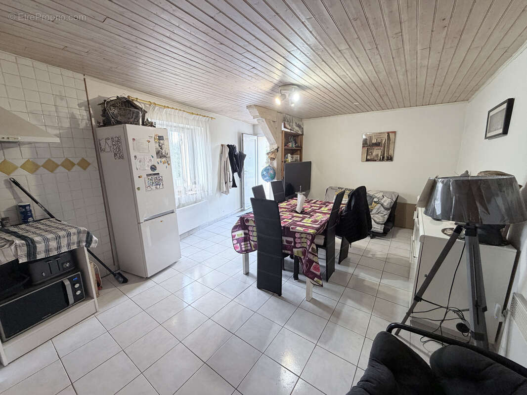 Maison à CASTELMORON-SUR-LOT