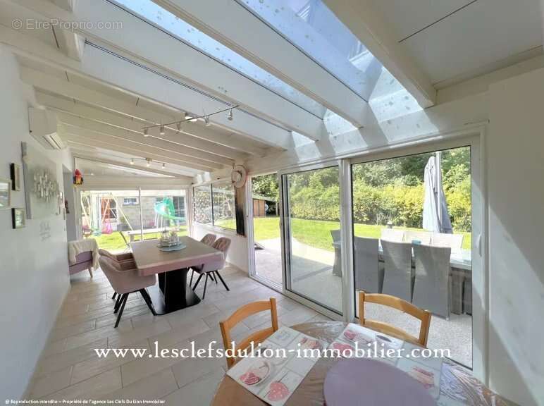 Maison à LORREZ-LE-BOCAGE-PREAUX