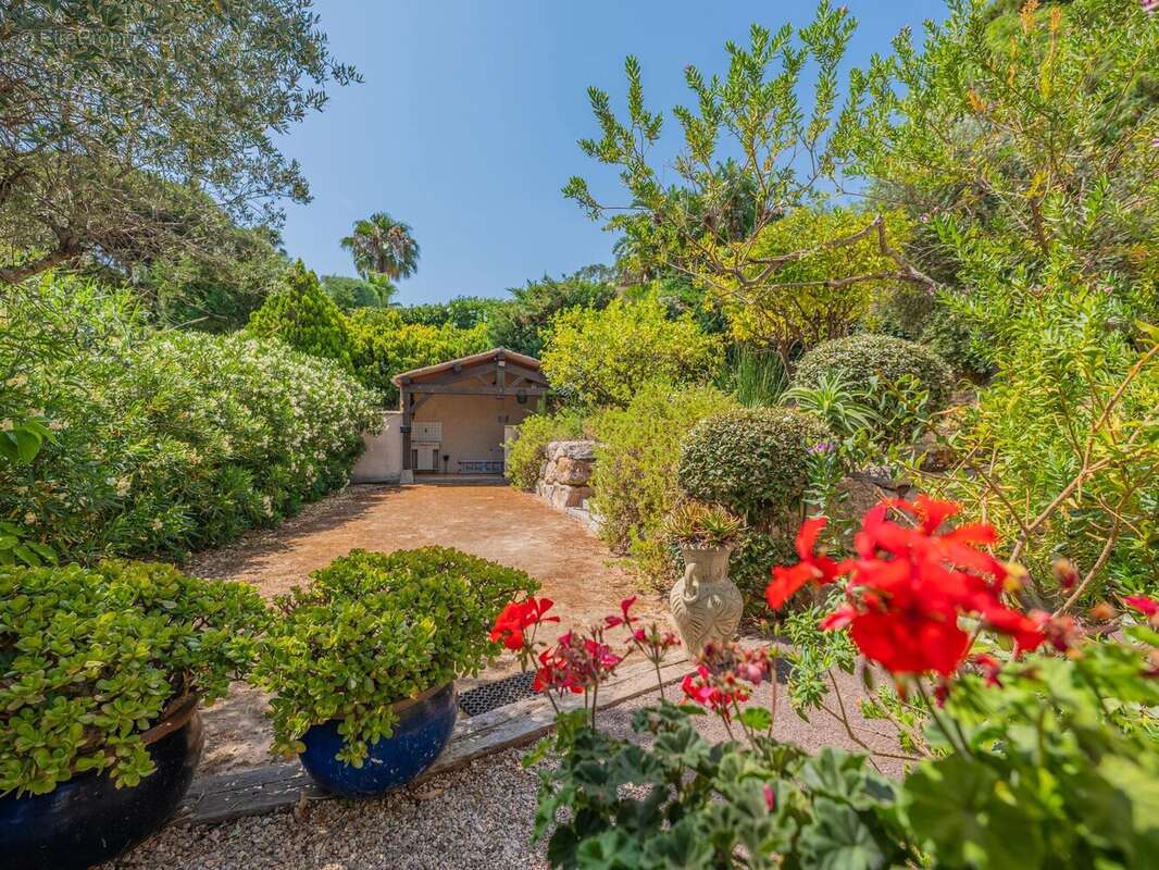 Villa de plain-pied à deux pas de la plage dans un domaine privé - photo 3