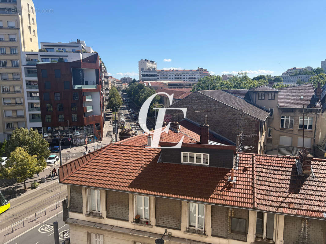 Appartement à SAINT-ETIENNE
