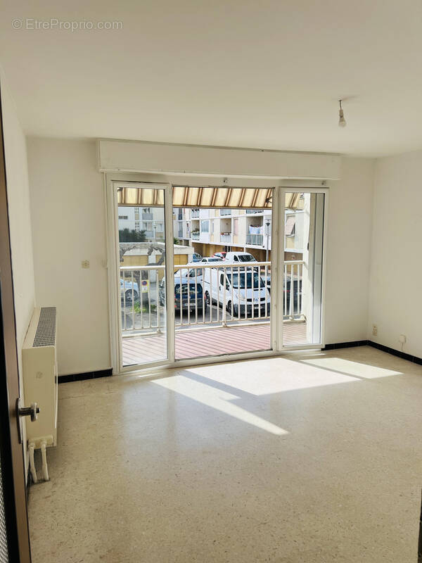 Appartement à LUNEL