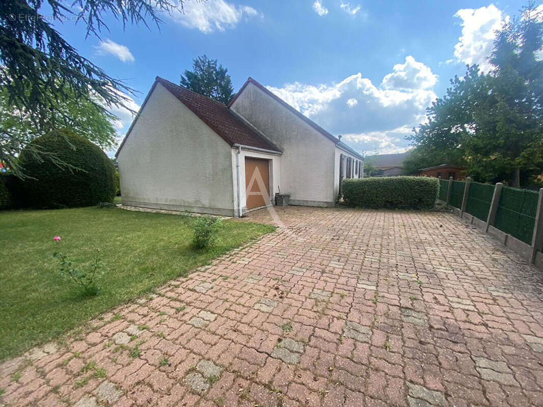 Maison de plain-pied, Neuville-Aux-Bois ( 45 ) - photo 11