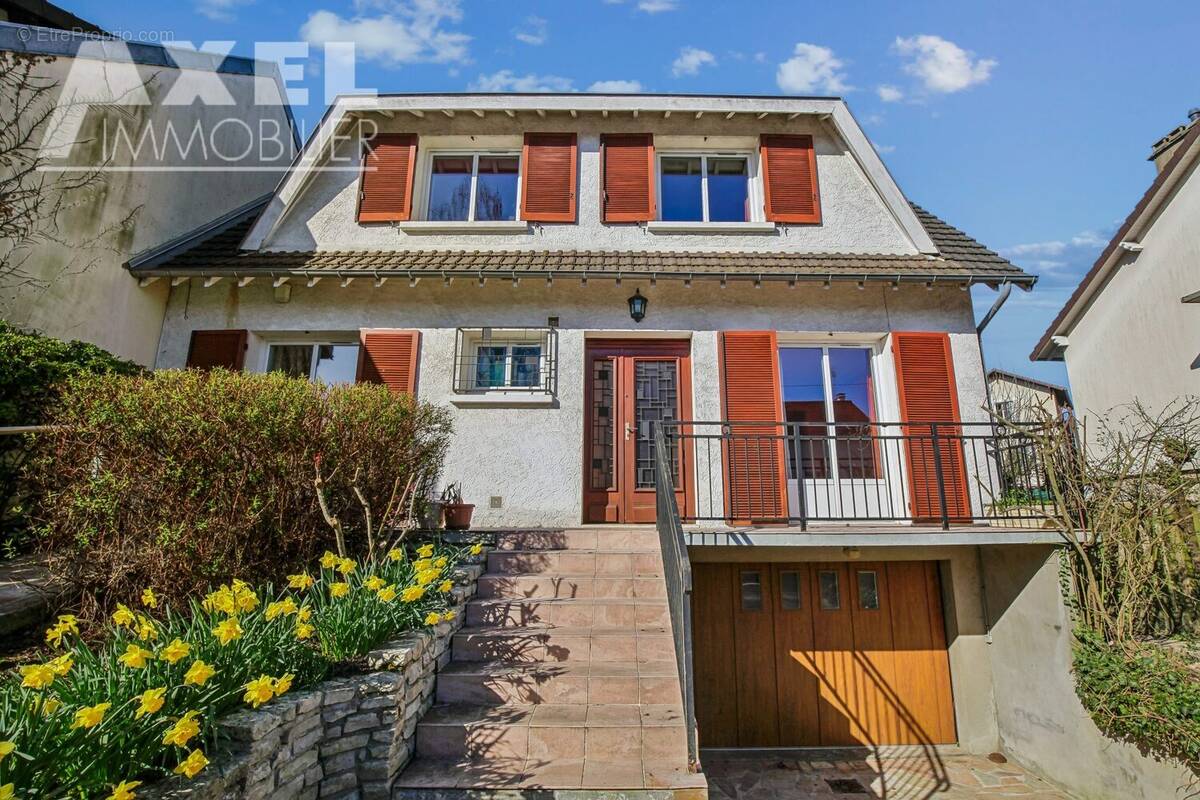 Maison à BOIS-D'ARCY