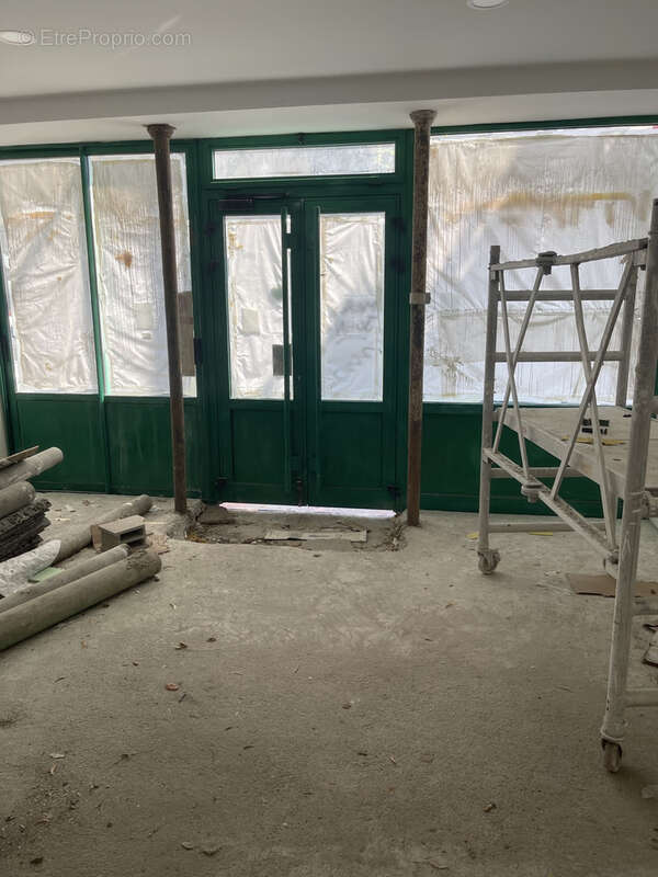 Commerce à SAINT-MAUR-DES-FOSSES