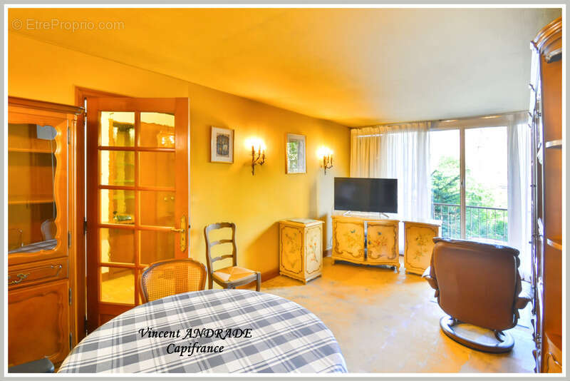 Appartement à PARIS-20E