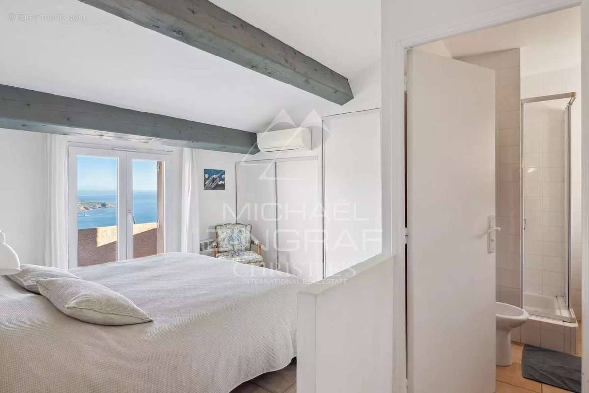 Maison à SAINT-RAPHAEL