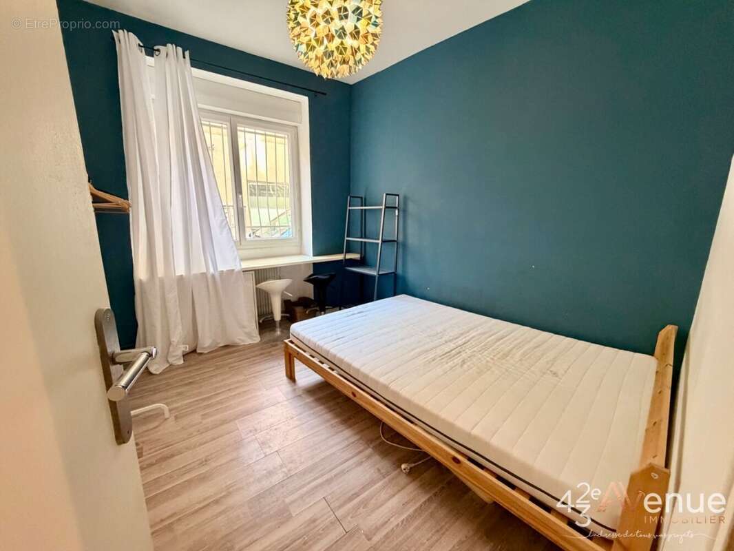 Appartement à SAINT-ETIENNE