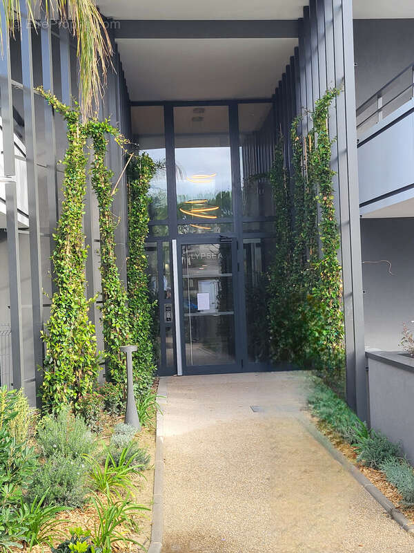 Appartement à VILLENEUVE-LOUBET