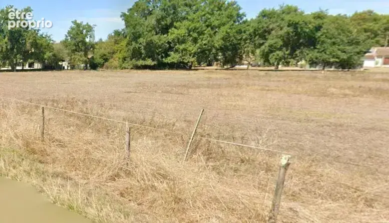 Terrain à bâtir de 644 m² à LISTRAC-MEDOC (33) - photo 1