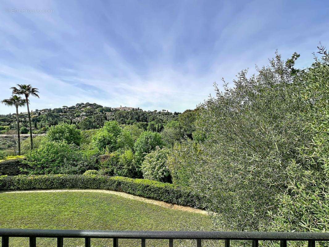 Maison à MOUGINS