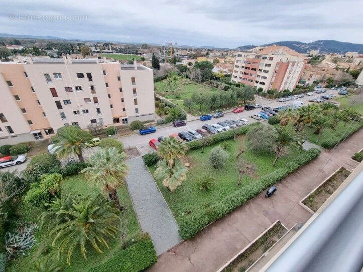 Appartement à HYERES