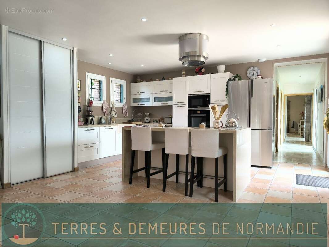 A 10 minutes de grand-bourtheroulde (27520), maison 4 chambres sur sous-sol, veranda et spa de nage sur terrain 1390 m². - photo 4