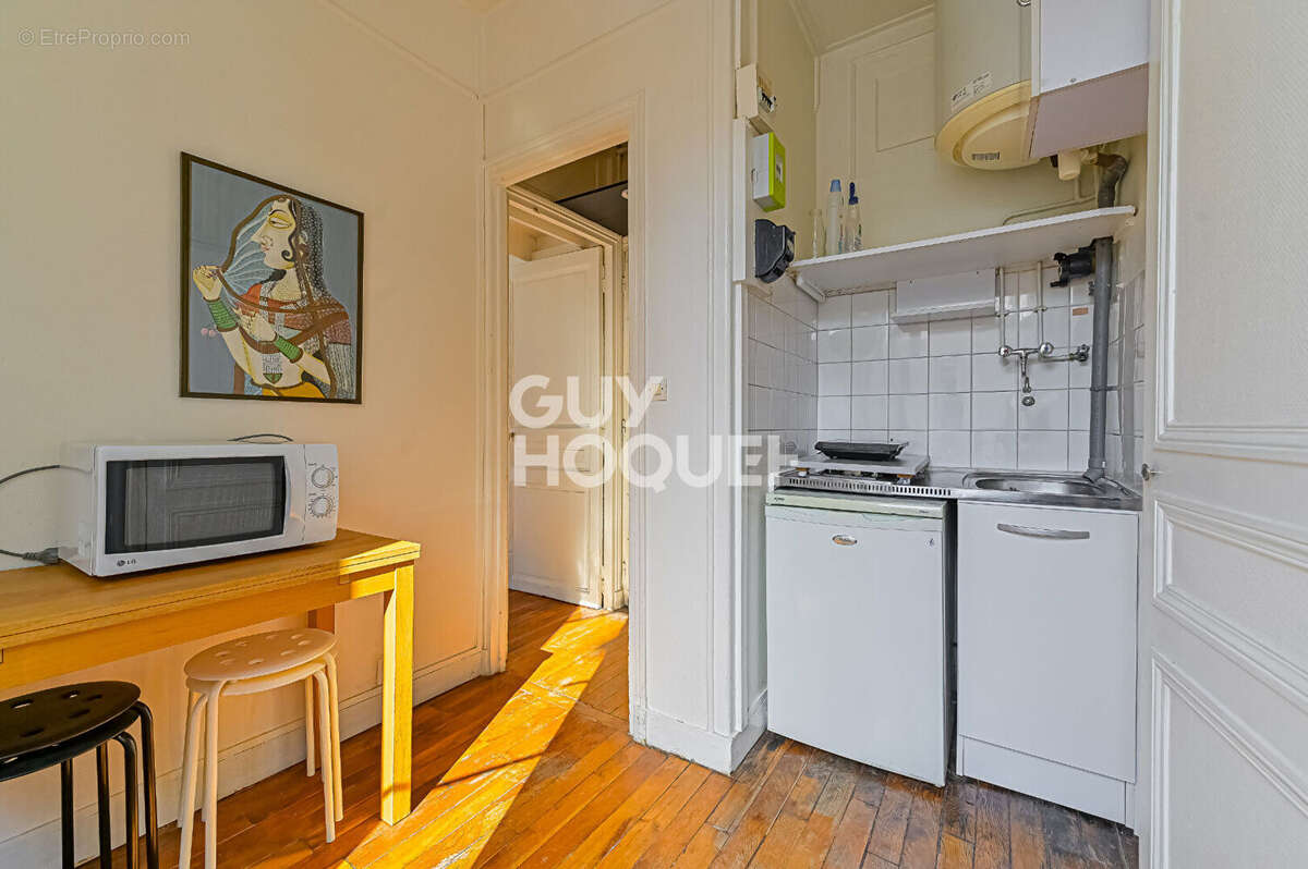 Appartement à PARIS-17E