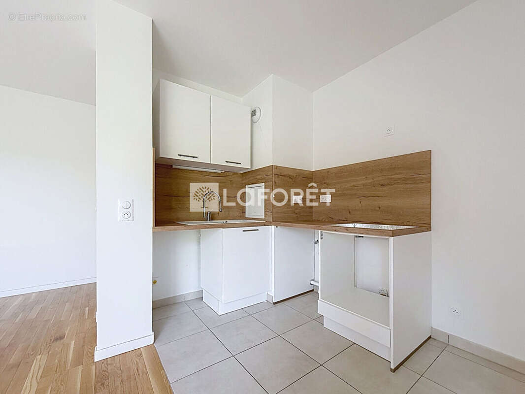 Appartement à VERNEUIL-SUR-SEINE
