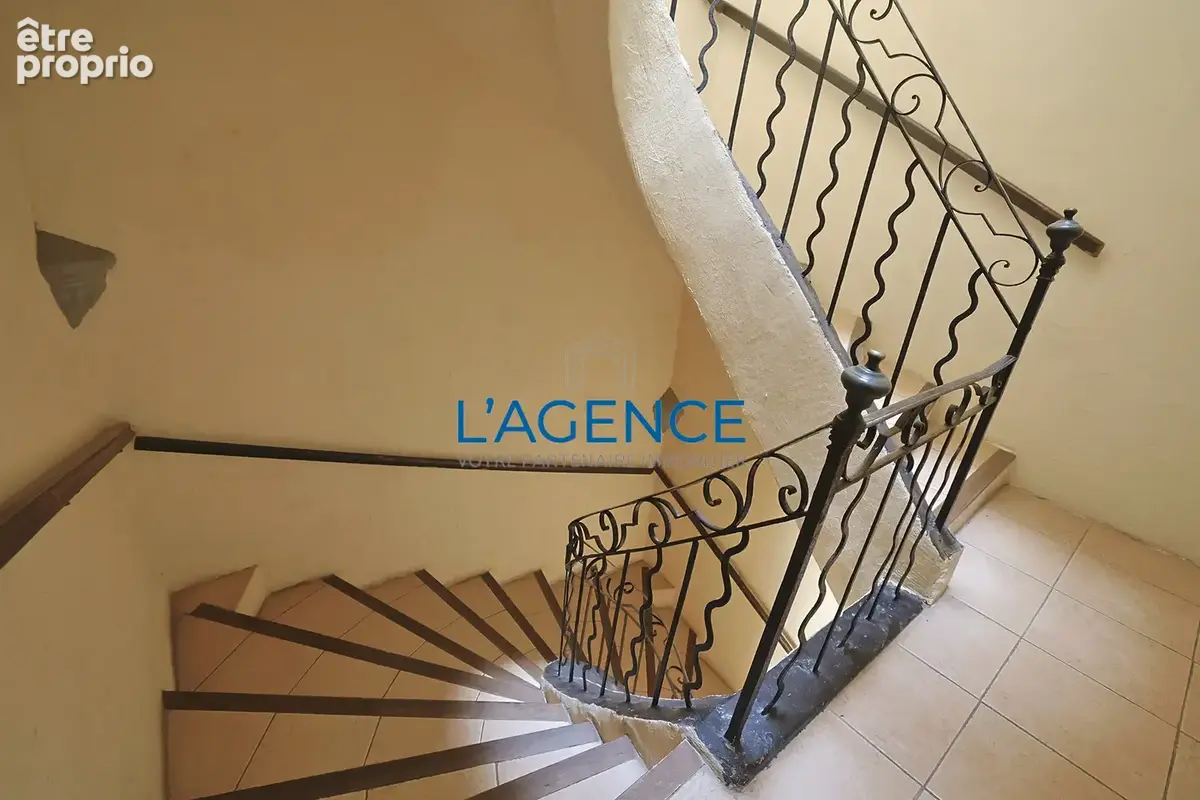 Appartement de type 2 de 45.60m2 refait à neuf - centre-ville - photo 11