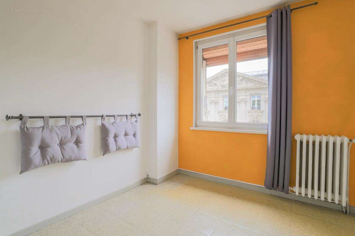 Appartement à VALENCIENNES