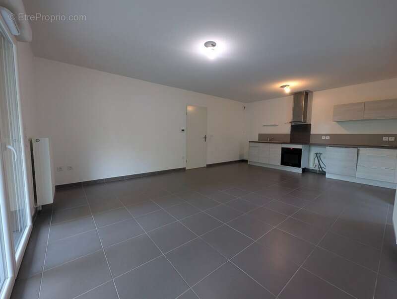 Appartement à vendre 3 pièces BORDEAUX CHARTRONS (33) - Jardin 110m2, terrasse, parking, cellier - photo 10