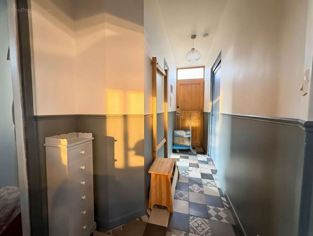 Maison à MONTREUIL-BELLAY