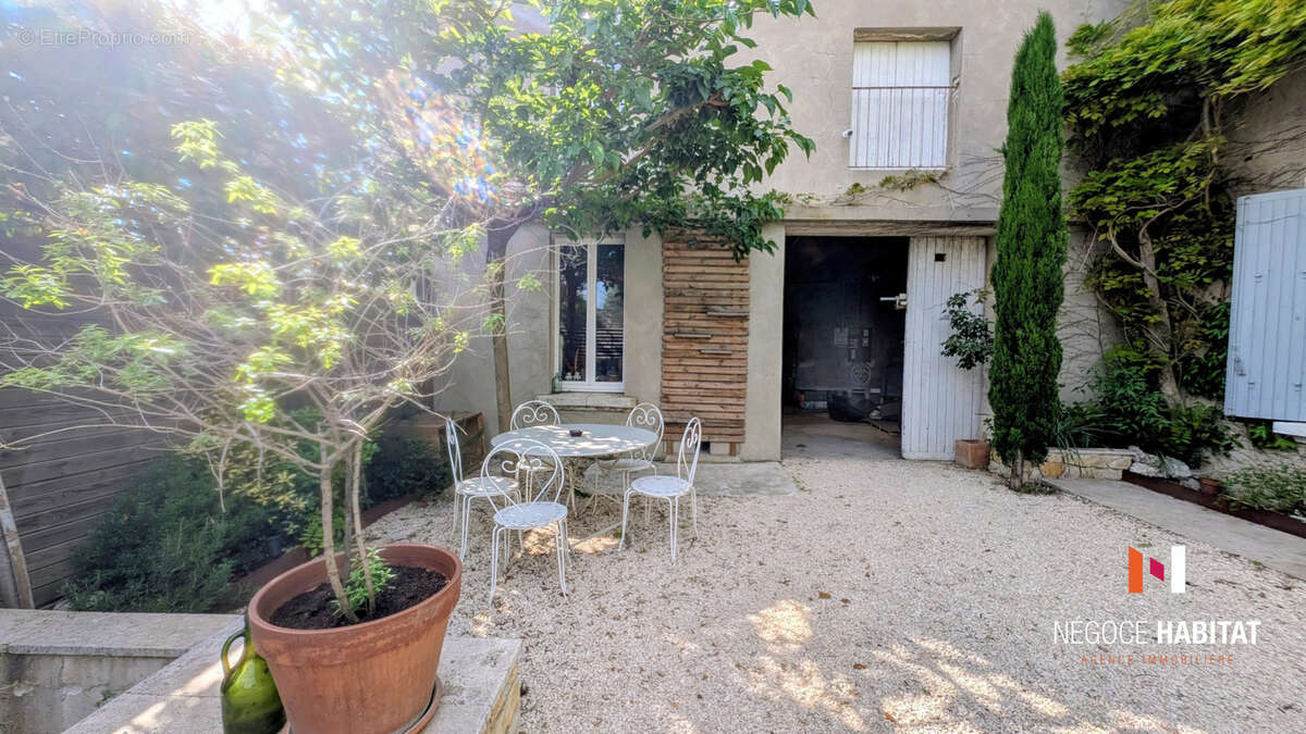 Maison à LEDIGNAN