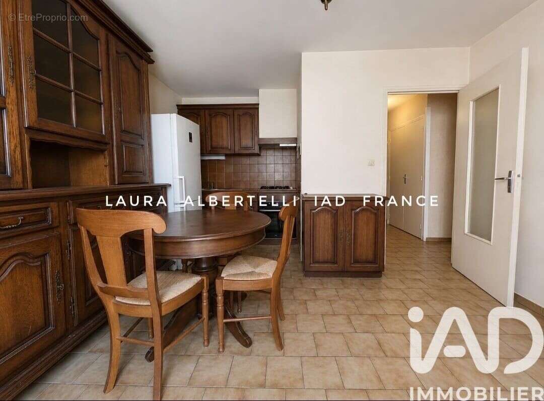 Photo 2 - Appartement à LE BEAUSSET