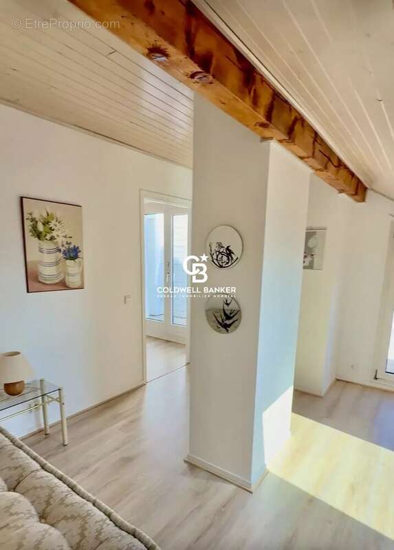 Magnifique attique en duplex dans une jolie copro d'Ambilly 74100 - photo 15