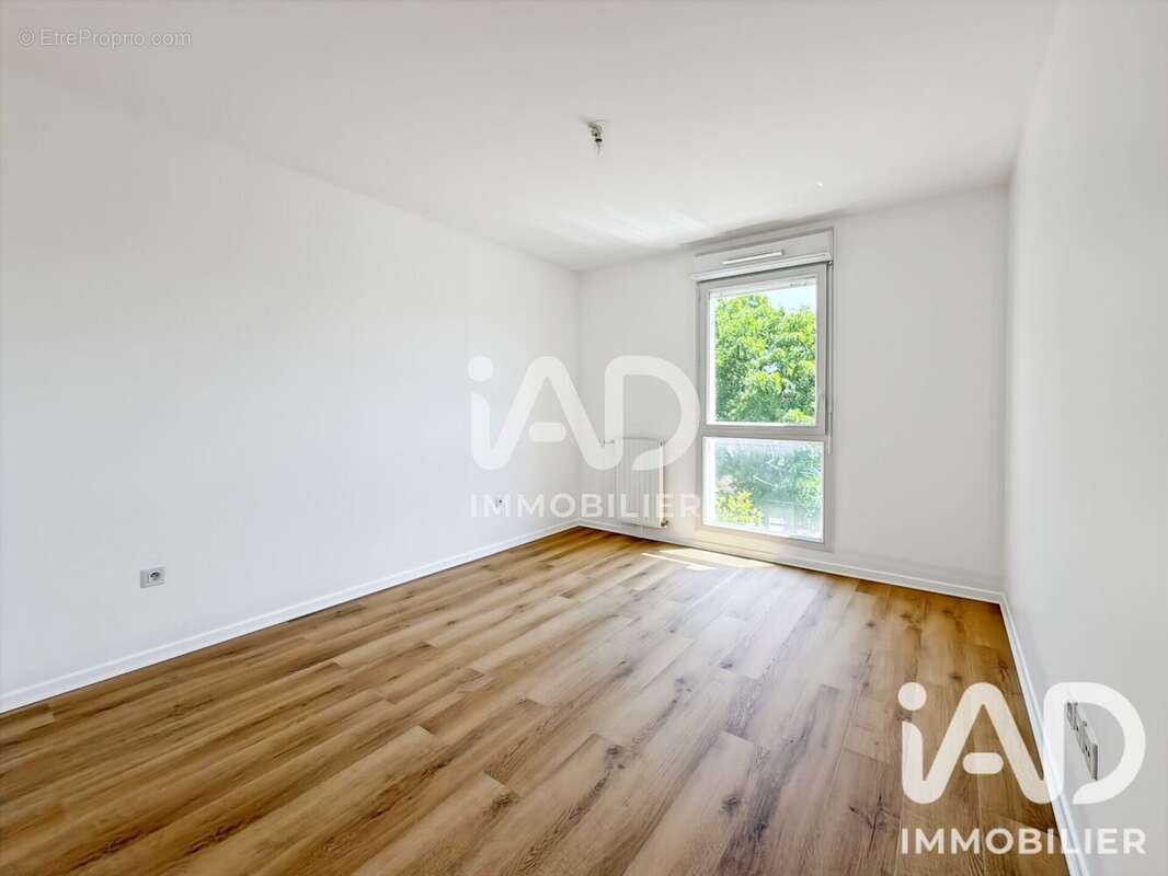 Appartement 55 m² à Limeil-Brevannes  - photo 8