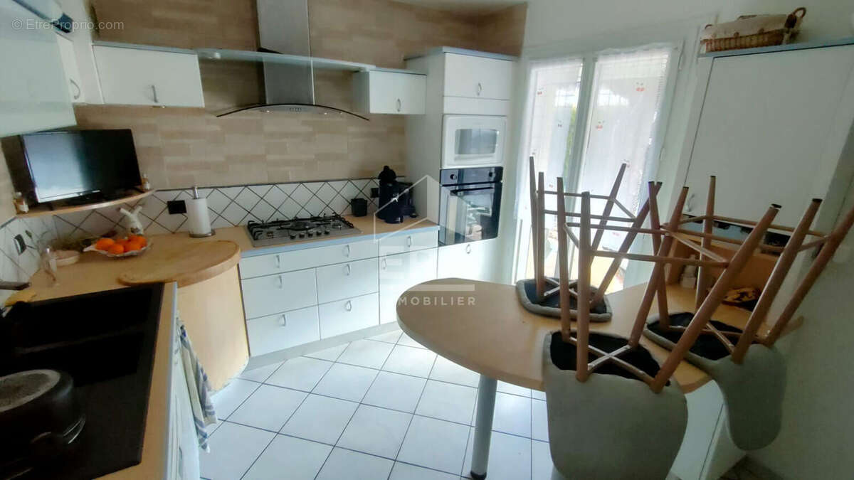 Maison à HAUTEVILLE-LOMPNES