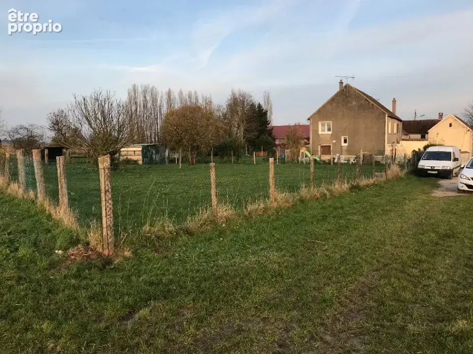 Terrain à COUTEVROULT