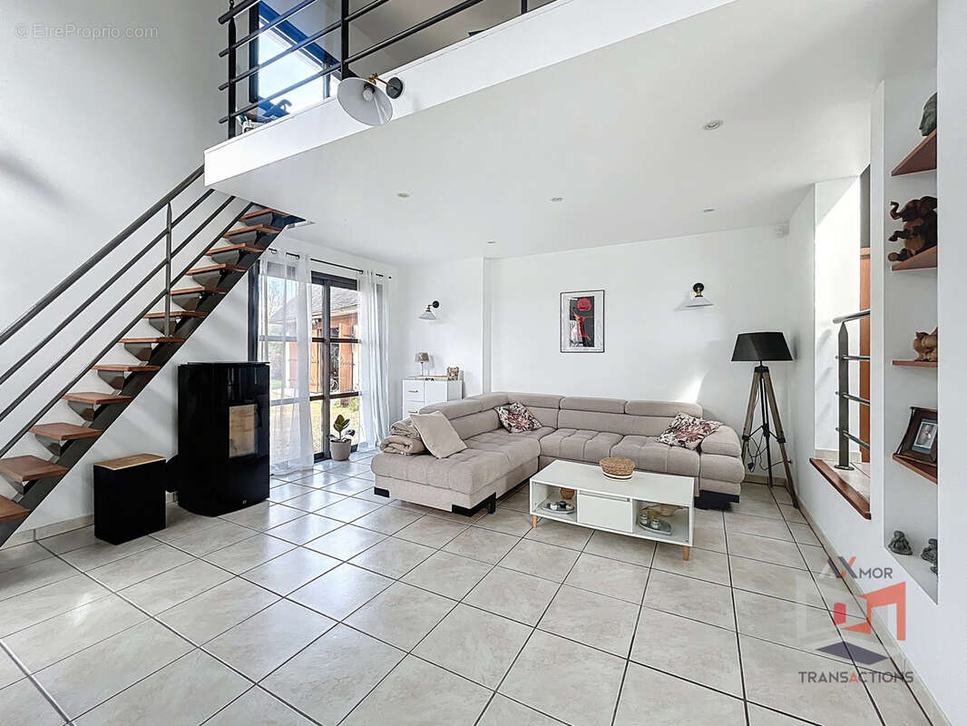 PLEUMEUR BODOU: Maison contemporaine avec de beaux volumes - photo 3