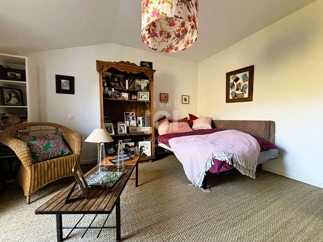 Maison à SAINT-LEGER-LES-VIGNES