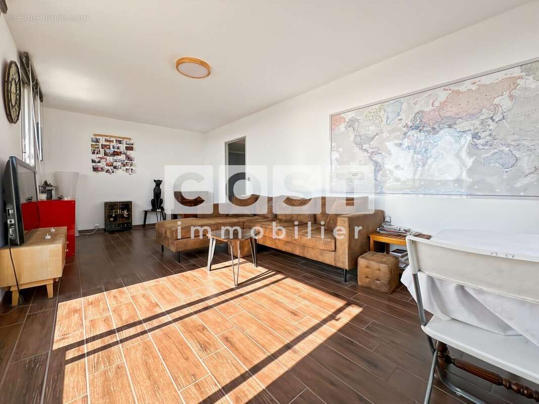 Appartement à ASNIERES-SUR-SEINE