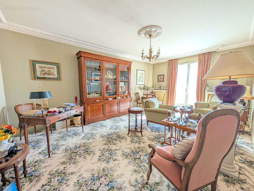 Maison à SAINTE-EANNE