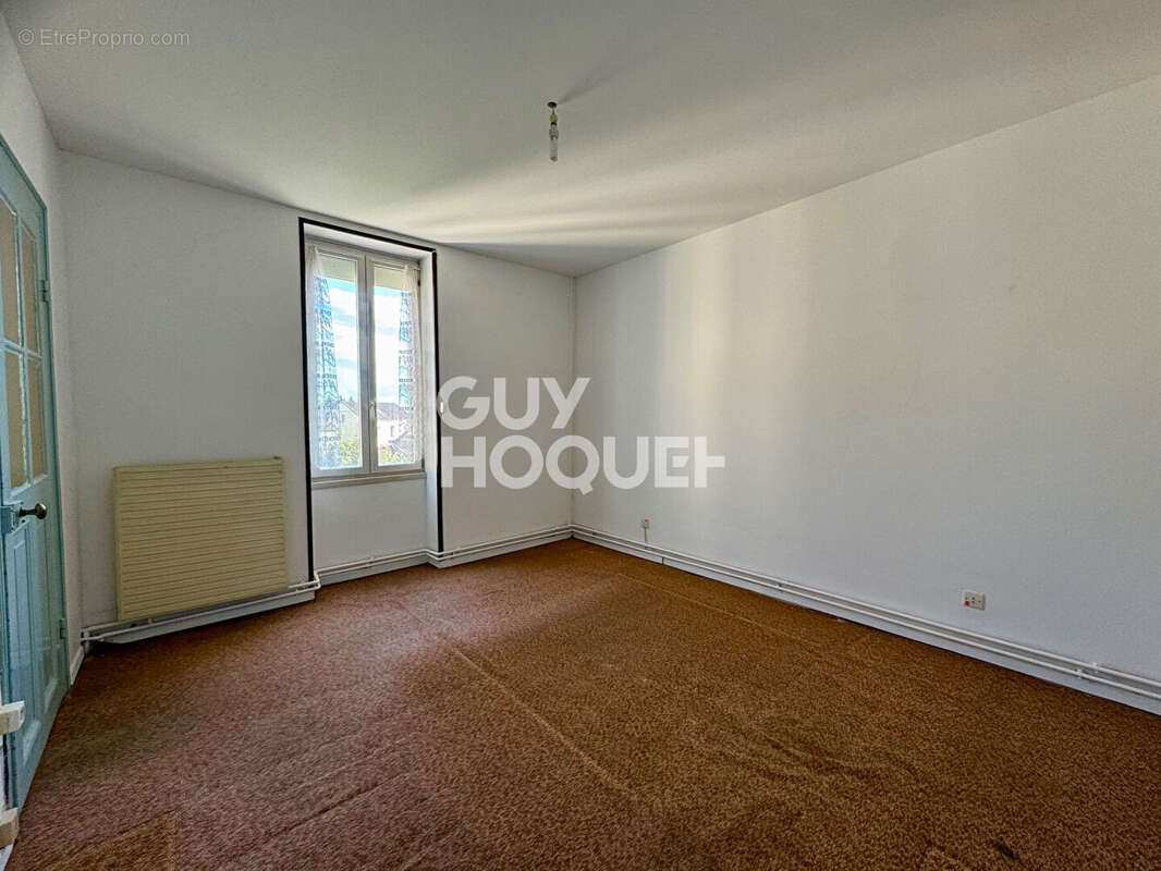 Maison à LE CREUSOT