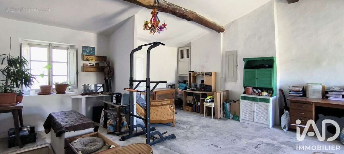 Photo 7