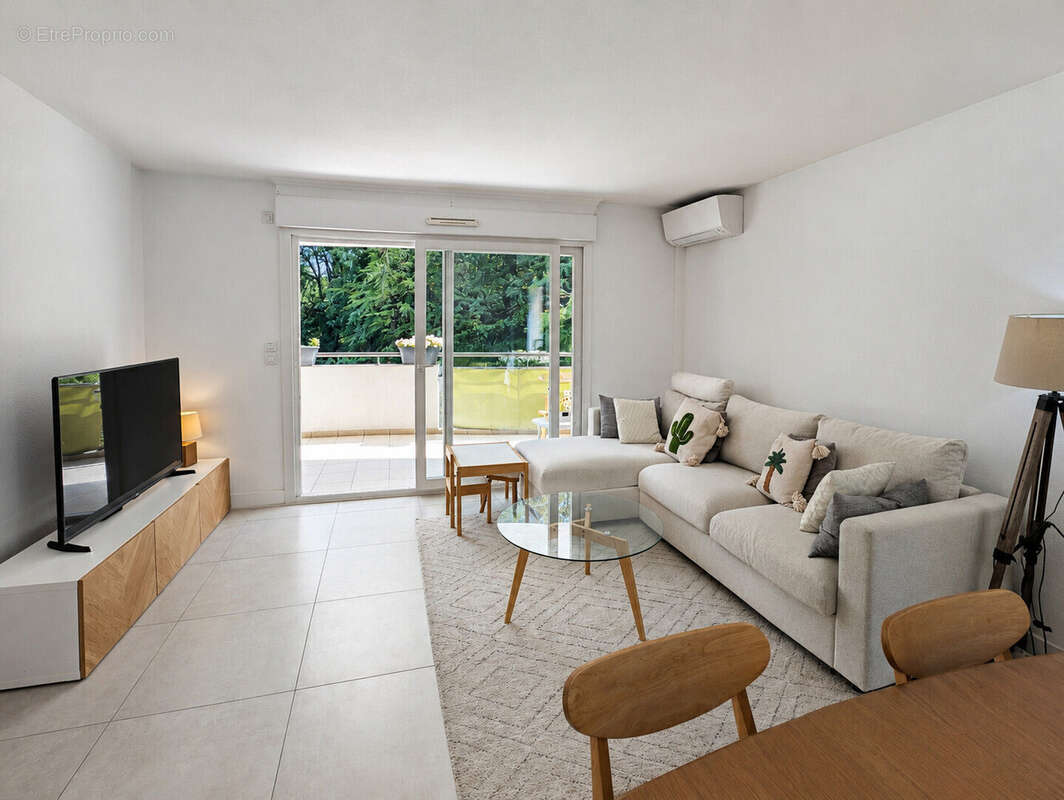 Appartement à CAGNES-SUR-MER