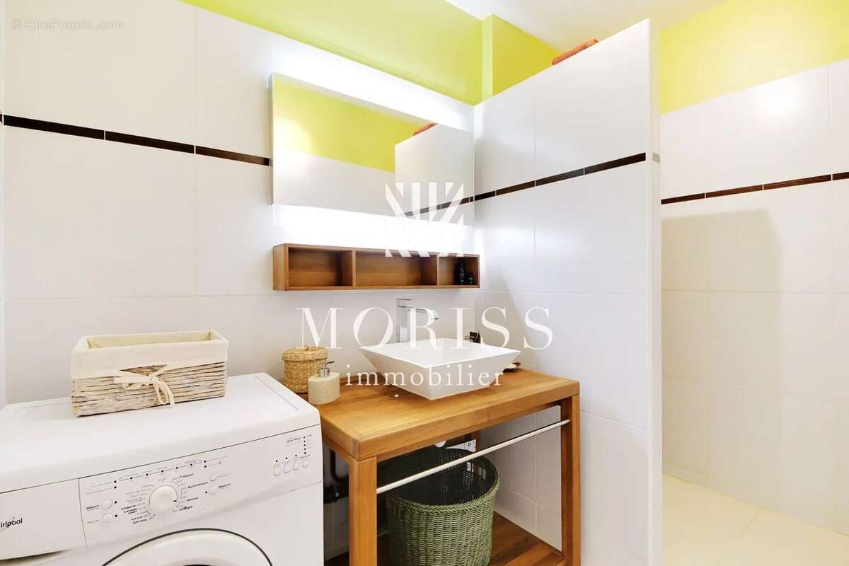 Appartement à PARIS-19E