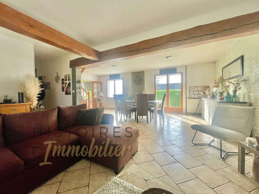 Maison à DAMPIERRE-SAINT-NICOLAS