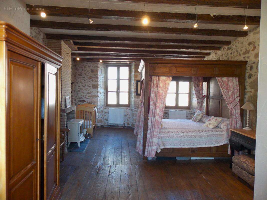 Maison à ROCHECHOUART
