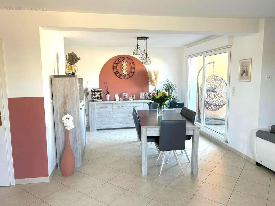 Appartement à SEREMANGE-ERZANGE