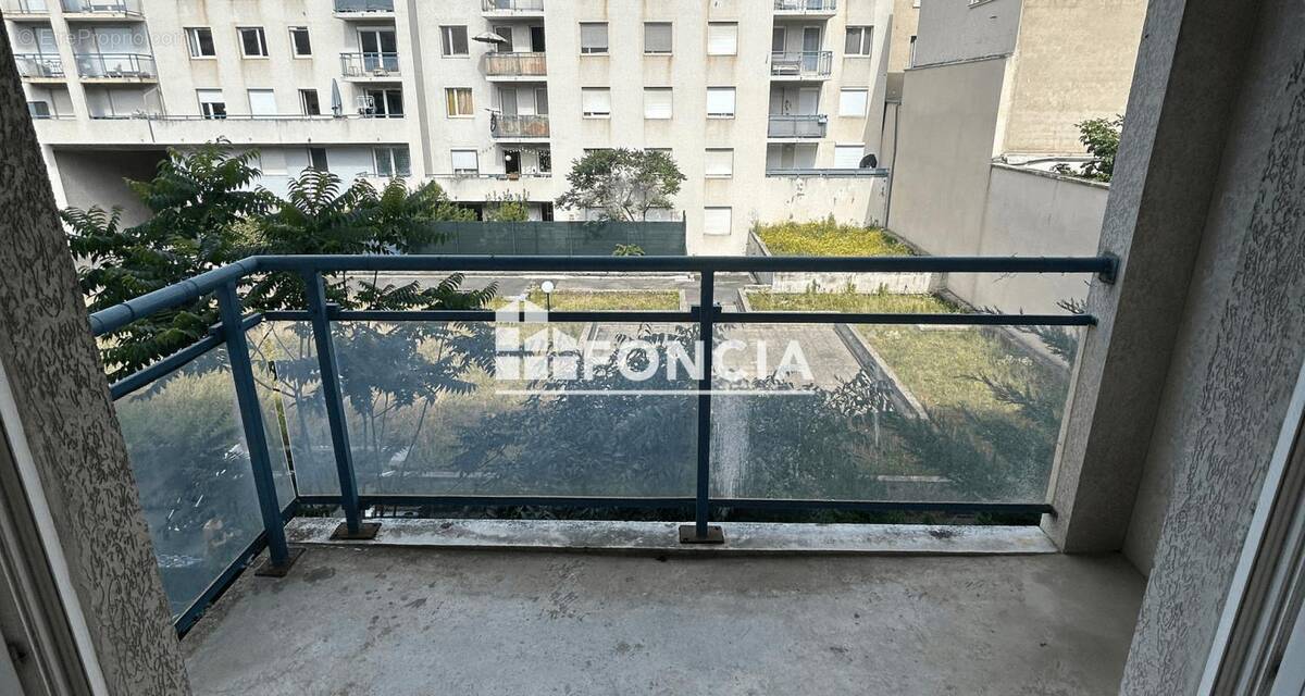 Appartement à LYON-8E